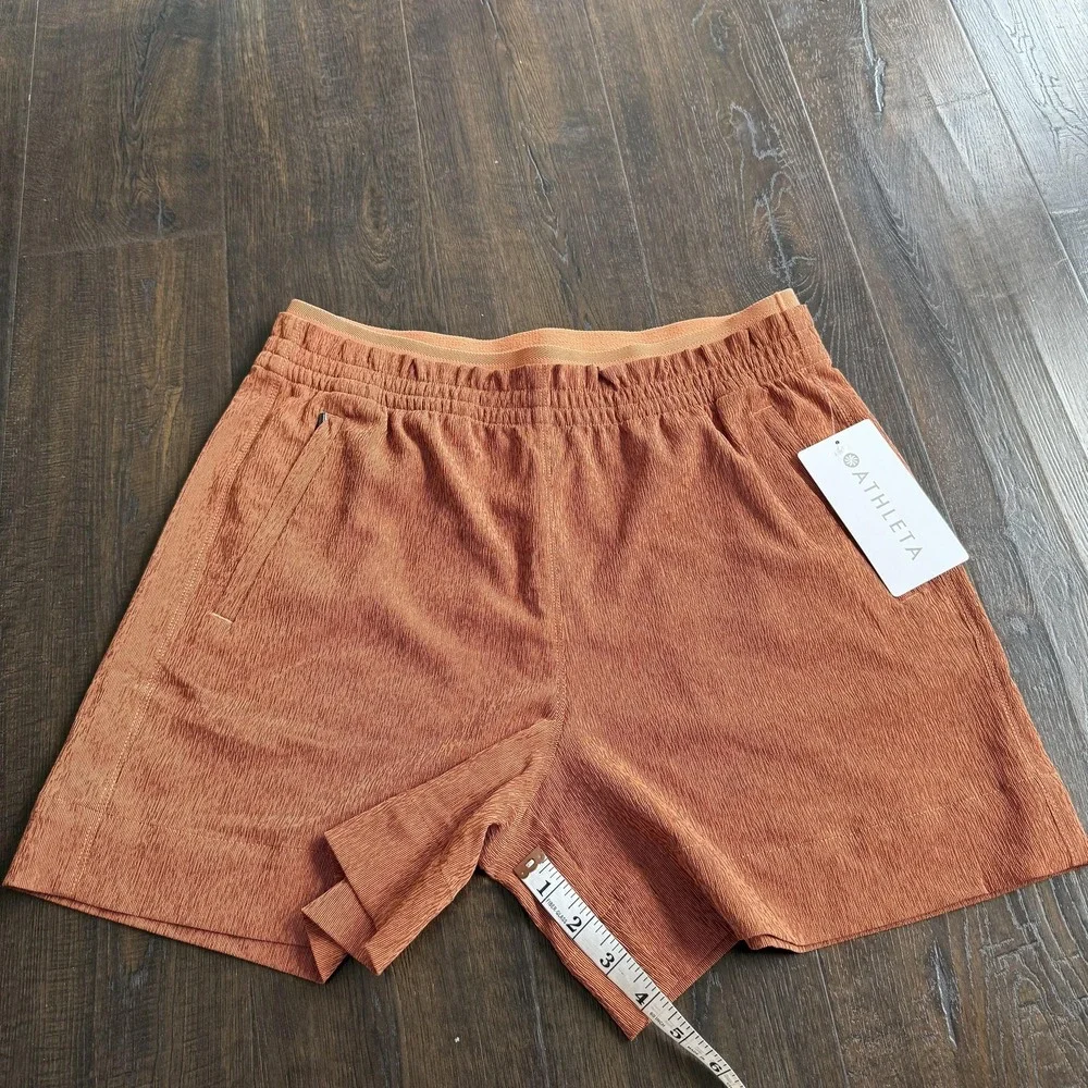 Athleta Echo Shorts Womens 10 Quick Dry Breathable Packable Athletic Running Gym